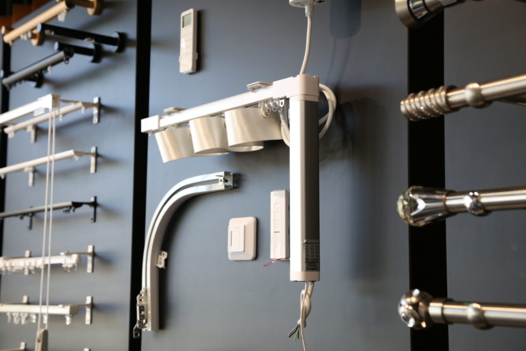 perdet me elektromotor perdet me elektromotor